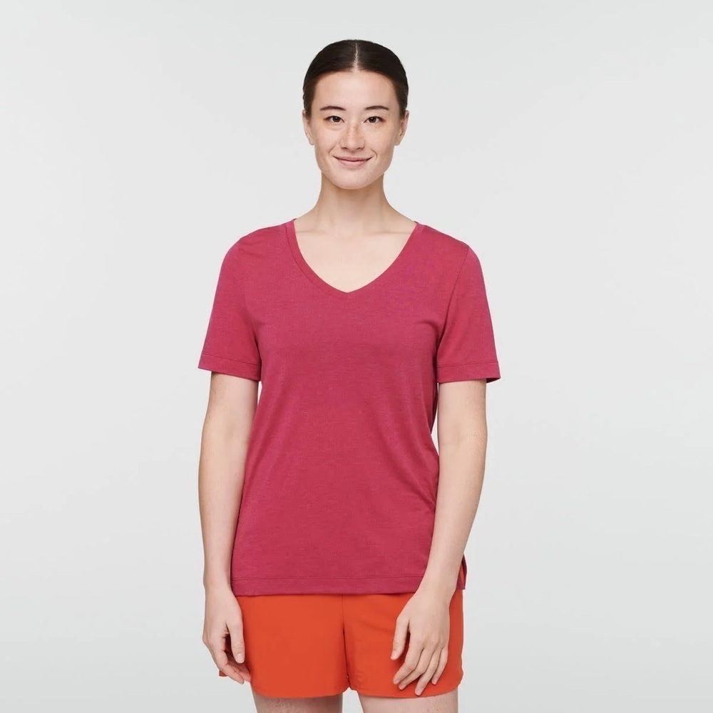 Cotopaxi Paseo Travel T shirt Raspberry Pink Red size XSmall